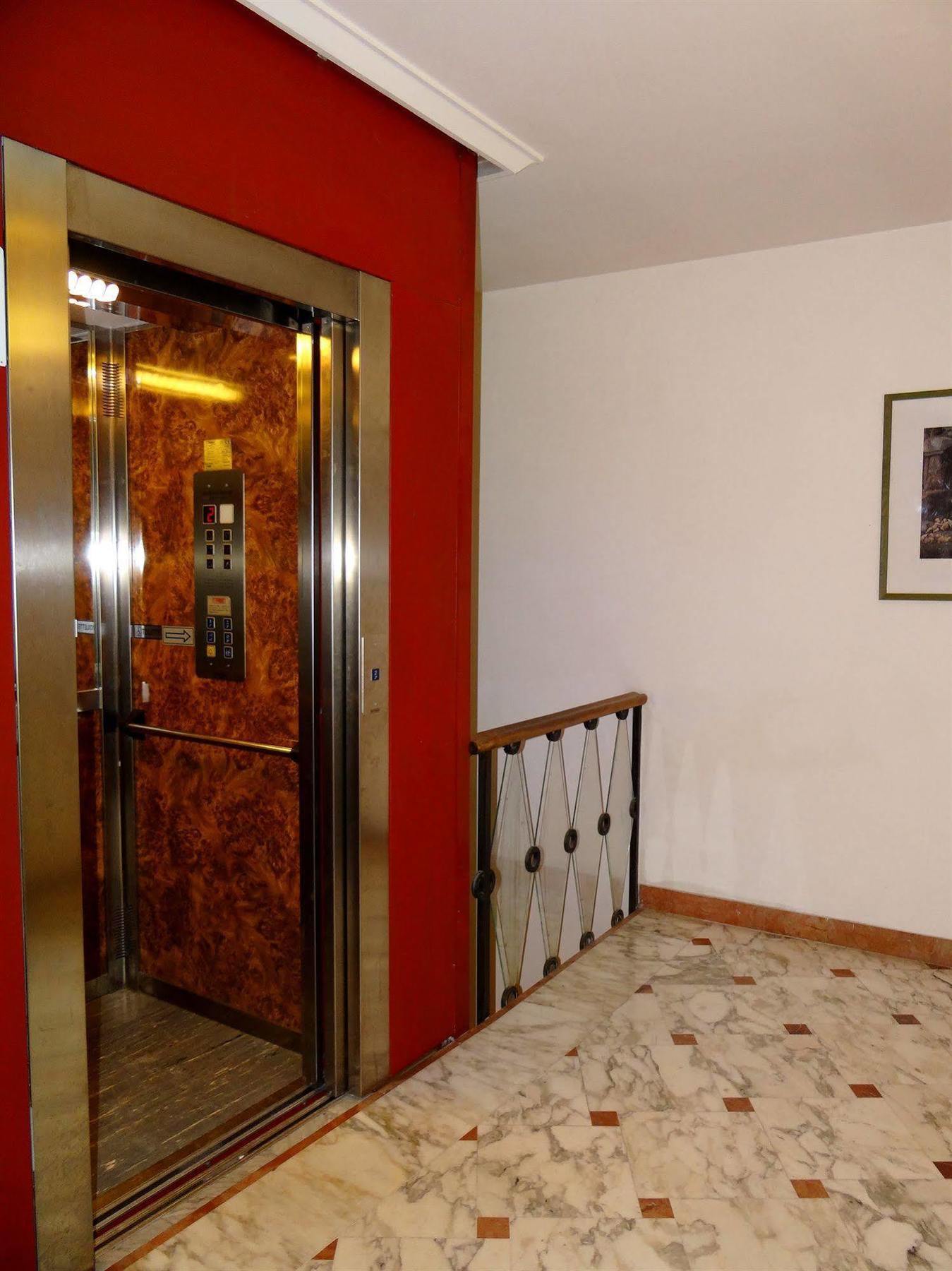 Hotel Astor Florens Exteriör bild